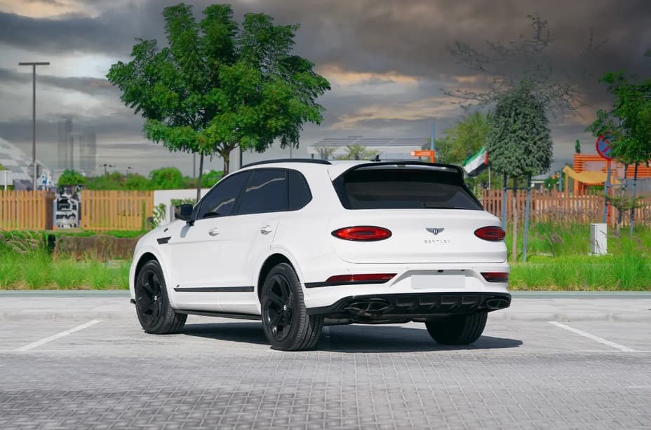 Bentley Bentayga Black Line Edition — alternate view